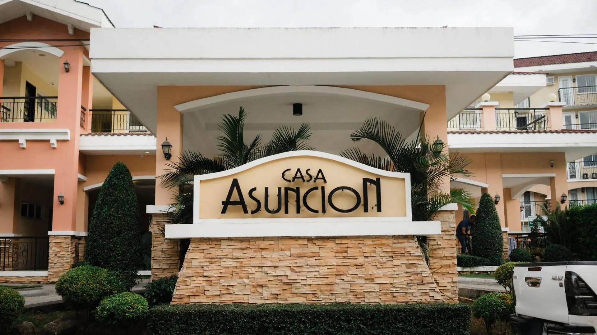 Ar10 1Br Voice Operated Unit Apartment Davao