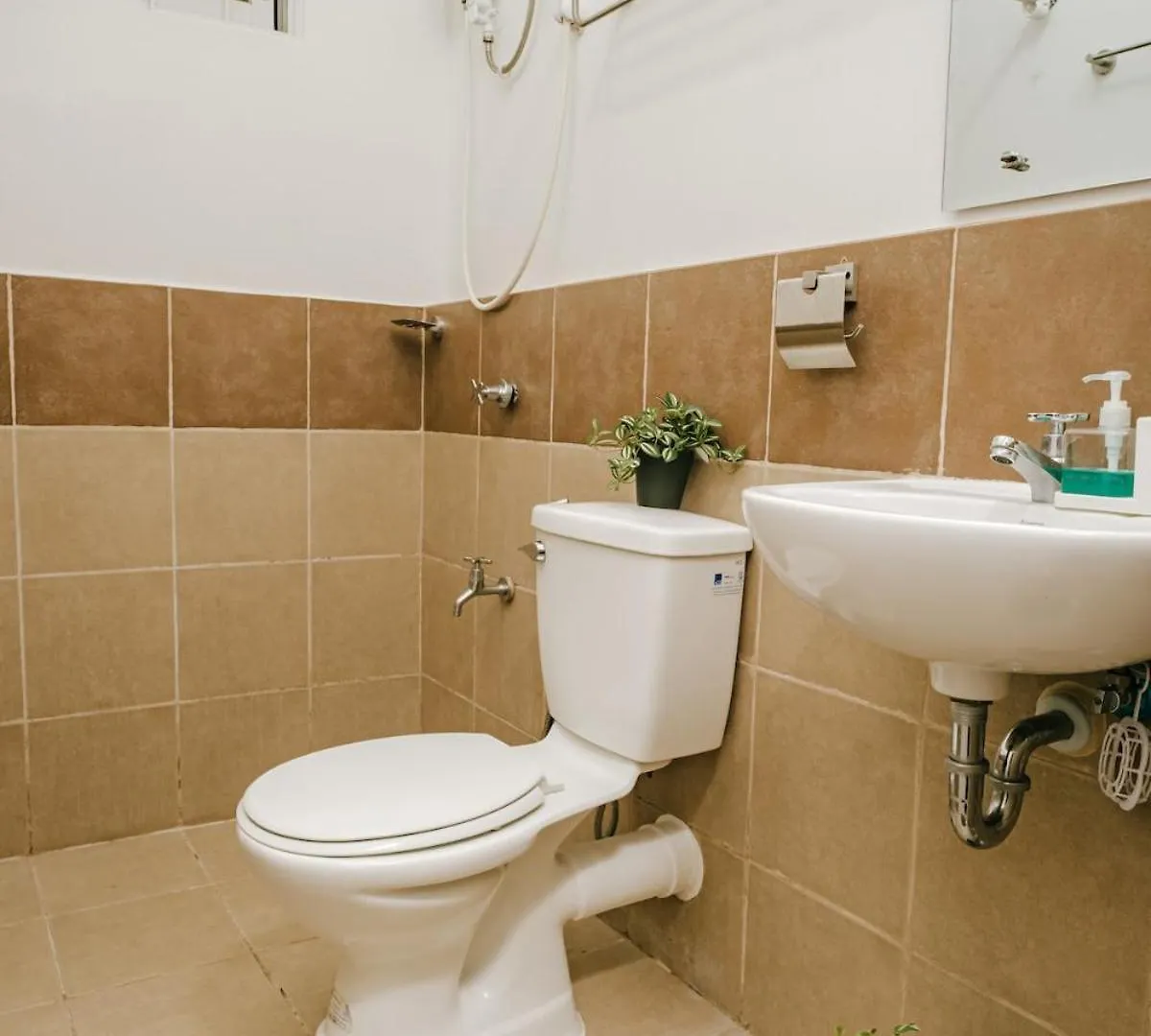 Ar10 1Br Voice Operated Unit Apartment Davao Philippines